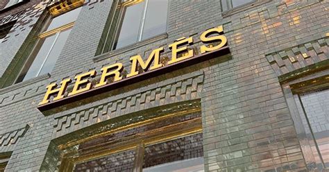 Hermès signe une année 2021 record m